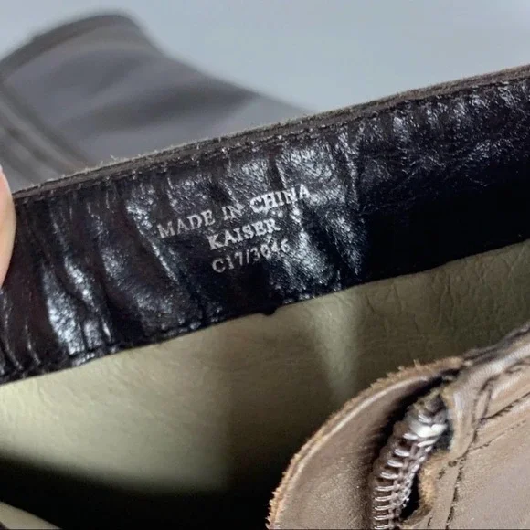 Max studio dark brown Kaiser ankle boot size 8M - Picture 8 of 12